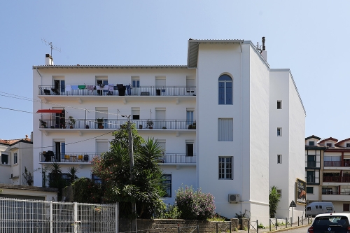 Ravalement de façade au Boulevard de Gaulle à Hendaye