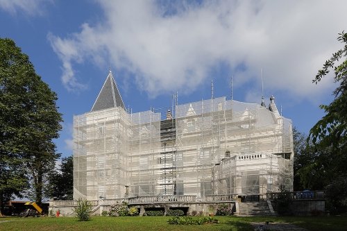 Ravalement de façade de château a Ustaritz