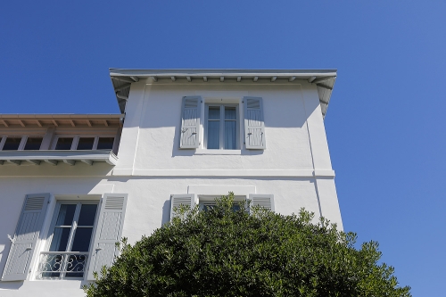 Ravalement de façade de maison à Biarritz