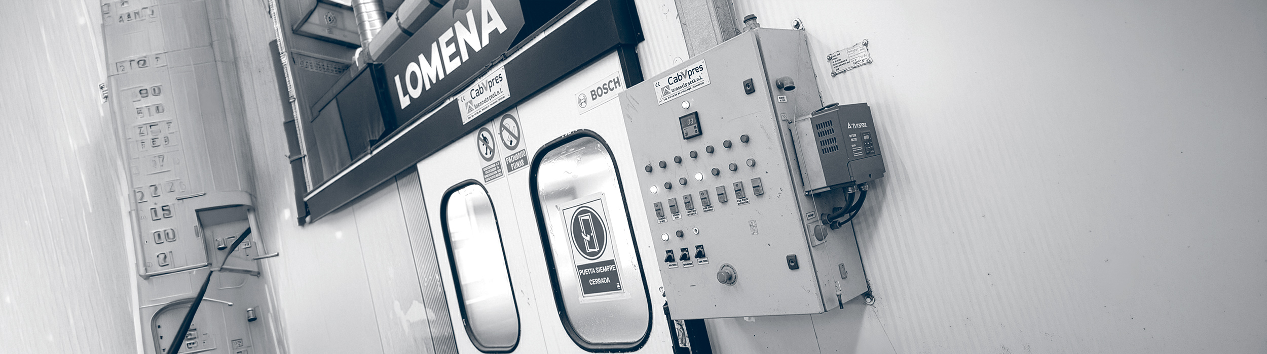 Lomena: Lacados de pintura en cabina