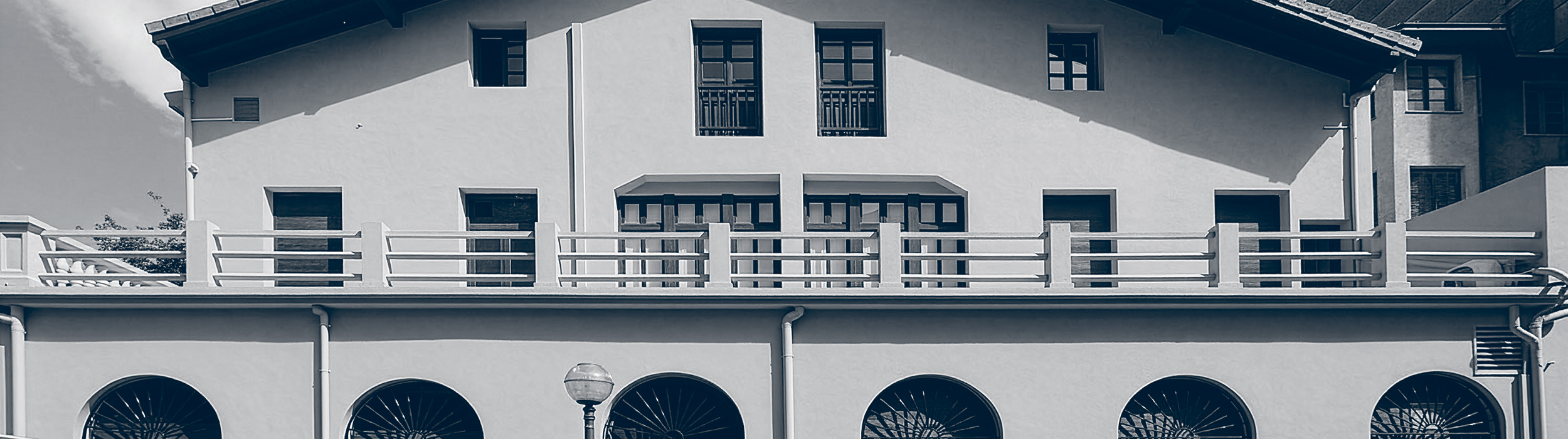 Lomena: Rehabilitación de fachadas de edificios para profesionales